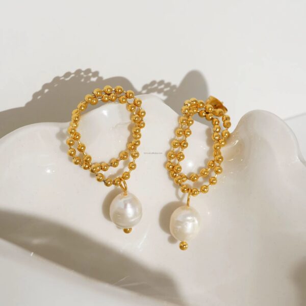 Golden Bloom Pearl Earrings