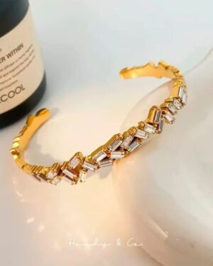 Luxury Zircon Inlaid Opening
