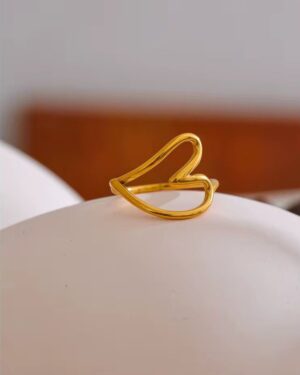Amora Heart Ring