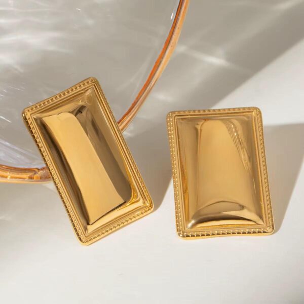 Gilded Frame Earrings - Image 4