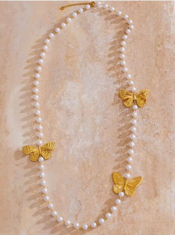 Mariposa Grace Necklace - Image 2
