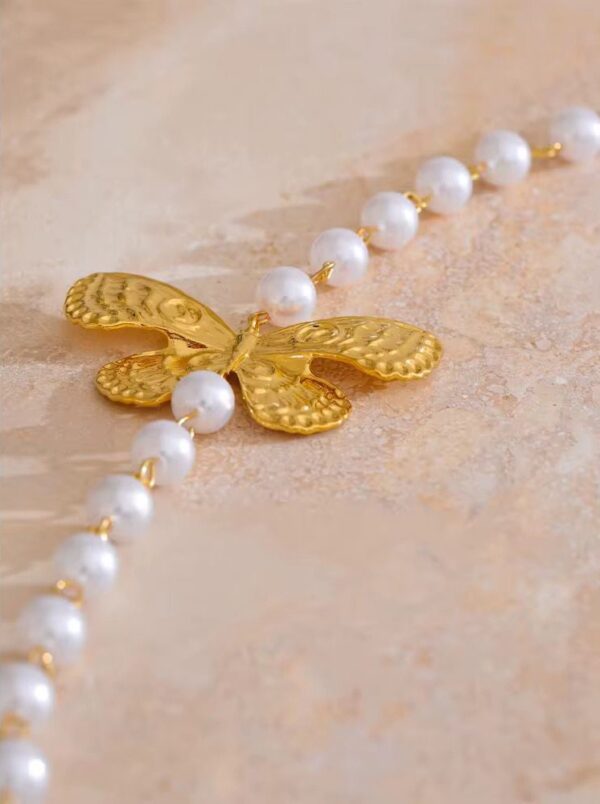 Mariposa Grace Necklace - Image 5