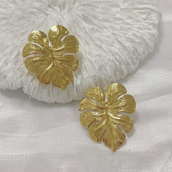 Monstera Luxe Earrings - Image 2