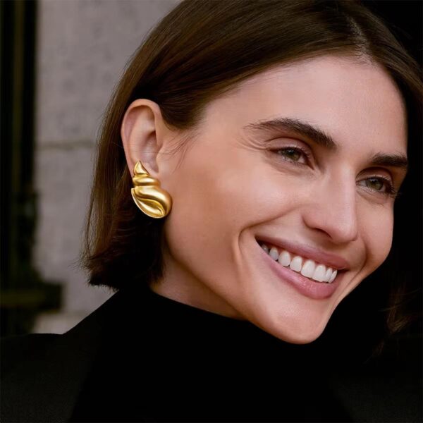 Marina Bold Wave Earrings