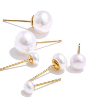 Pearl earrings