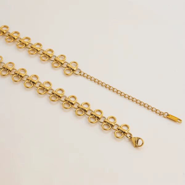 Fleur d’Or Choker - Image 3