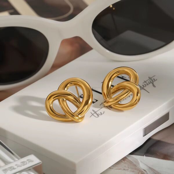 Knot of Love Earrings - Image 3