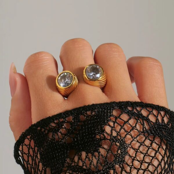 Luna Twin Ring