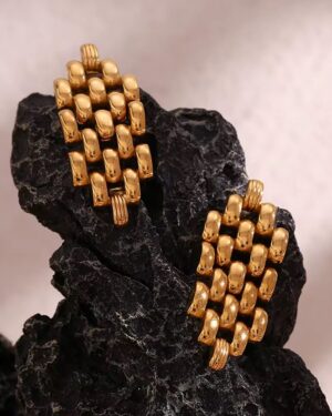 Vera Chain Earrings