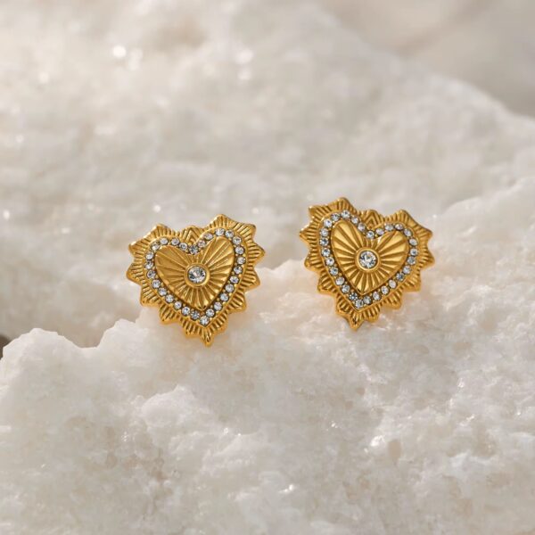 Amour Radiance Studs - Image 5