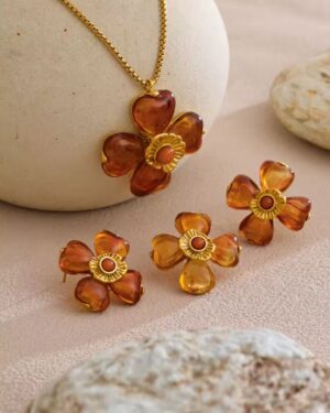 The Autumn Charm Brown