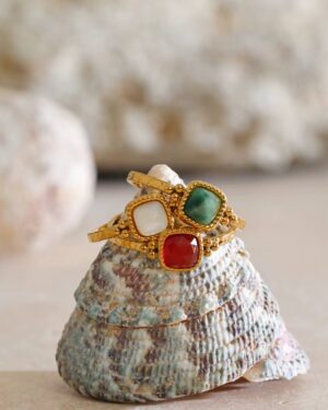 Gemma Rings